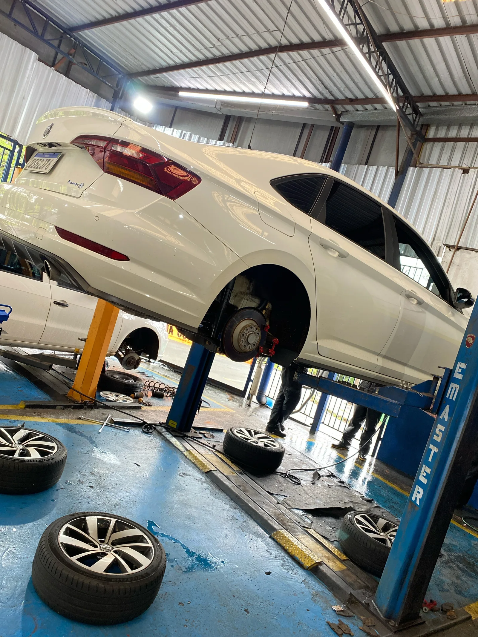 Interior da oficina Car Premium Londrina